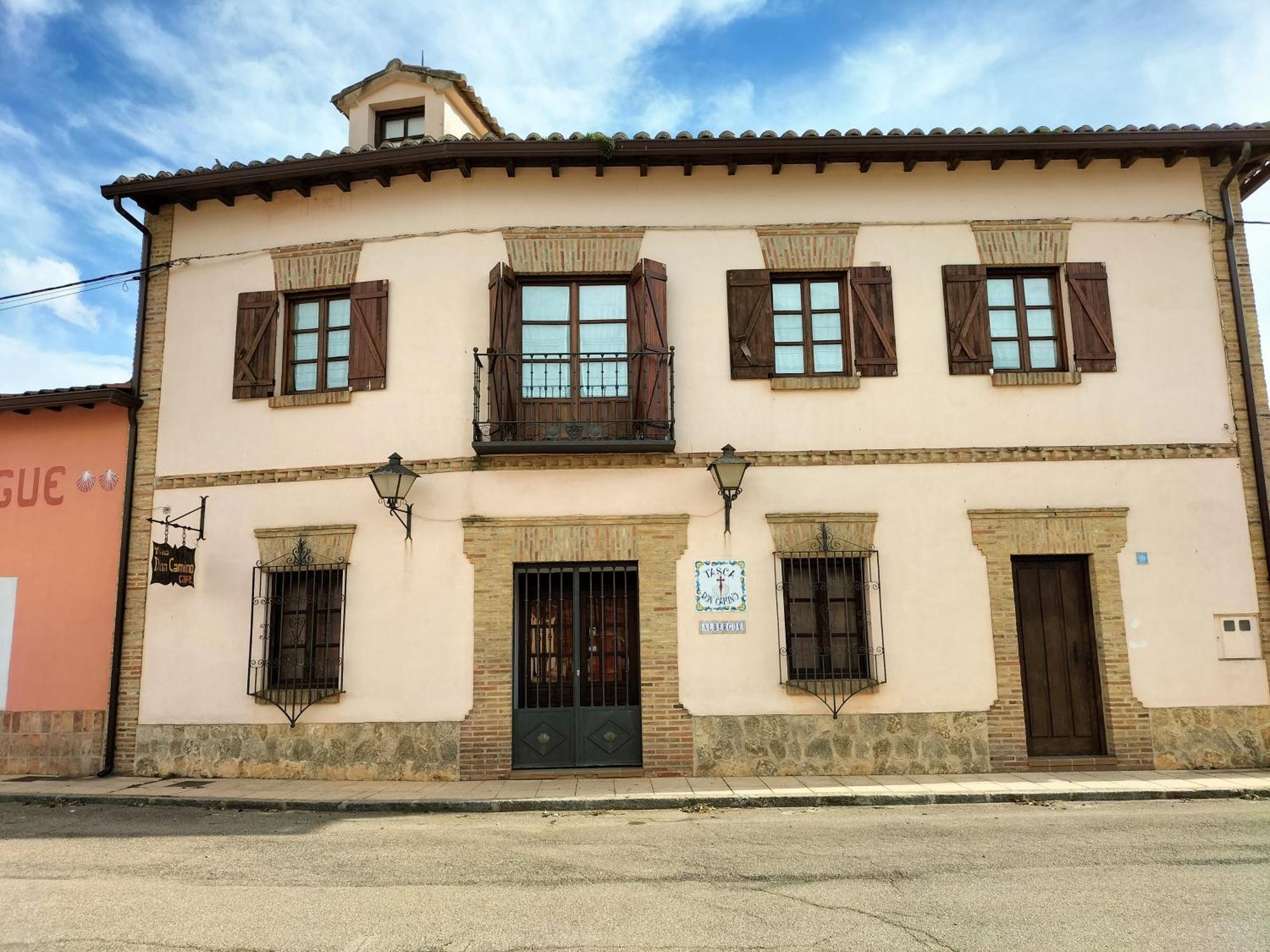 Don Camino Low Cost Villalcázar de Sirga Exterior foto